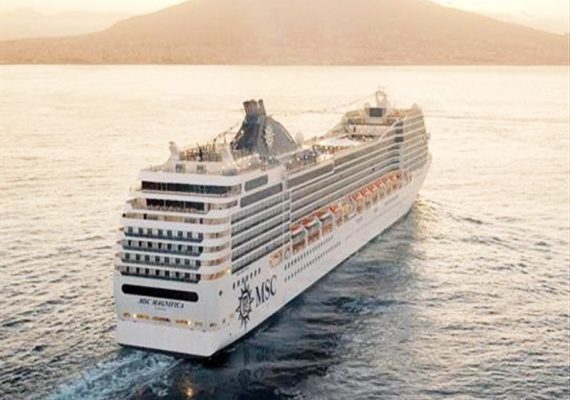 Лайнер «MSC Magnifica»